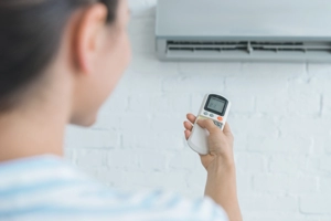 what is dry mode on an air conditioner